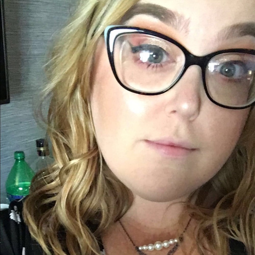 Meet your Posher, Heather